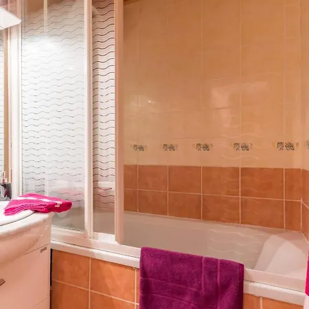 Apartment Ski-in/ski-out 4 Pers. Avec Piscine, Jardin Et Parking A La Salle Les Alpes - Fr-1-330f-62