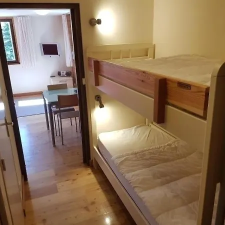 Apartment Ski-in/ski-out 4 Pers. Avec Piscine, Jardin Et Parking A La Salle Les Alpes - Fr-1-330f-62 Serre Chevalier