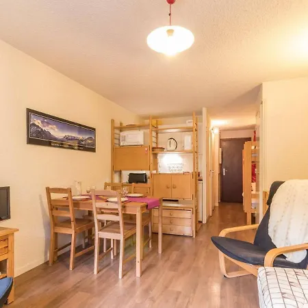 Ski-in/ski-out 4 Pers. Avec Piscine, Jardin Et Parking A La Salle Les Alpes - Fr-1-330f-62 Apartmán *