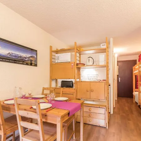 Apartmán Ski-in/ski-out 4 Pers. Avec Piscine, Jardin Et Parking A La Salle Les Alpes - Fr-1-330f-62